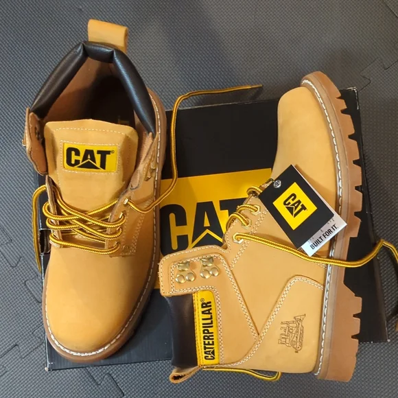 NEW. Caterpillar Second Shift Work Boots - Picture 7 of 8